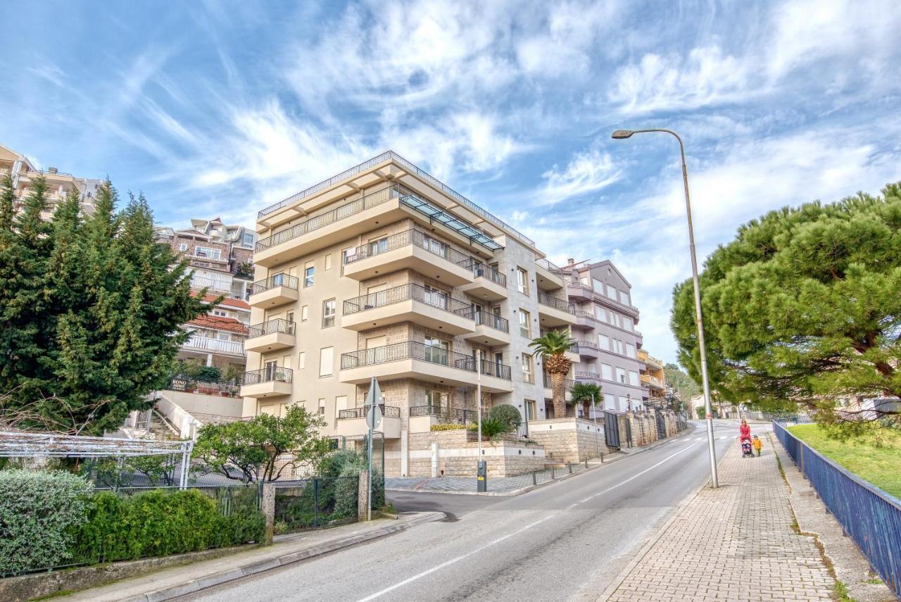 Ap Royal Oak - 2 Bedroom Apartment In Budva Extérieur photo