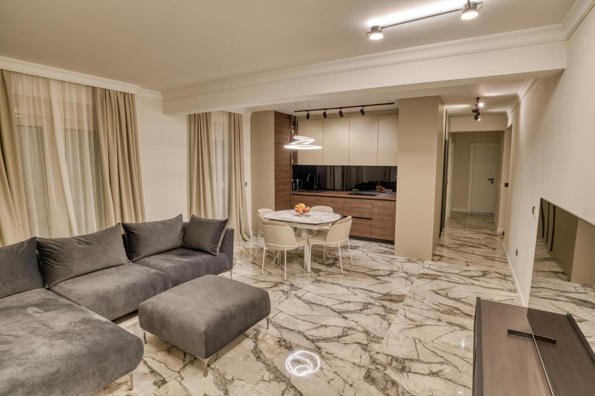 Ap Royal Oak - 2 Bedroom Apartment In Budva Extérieur photo