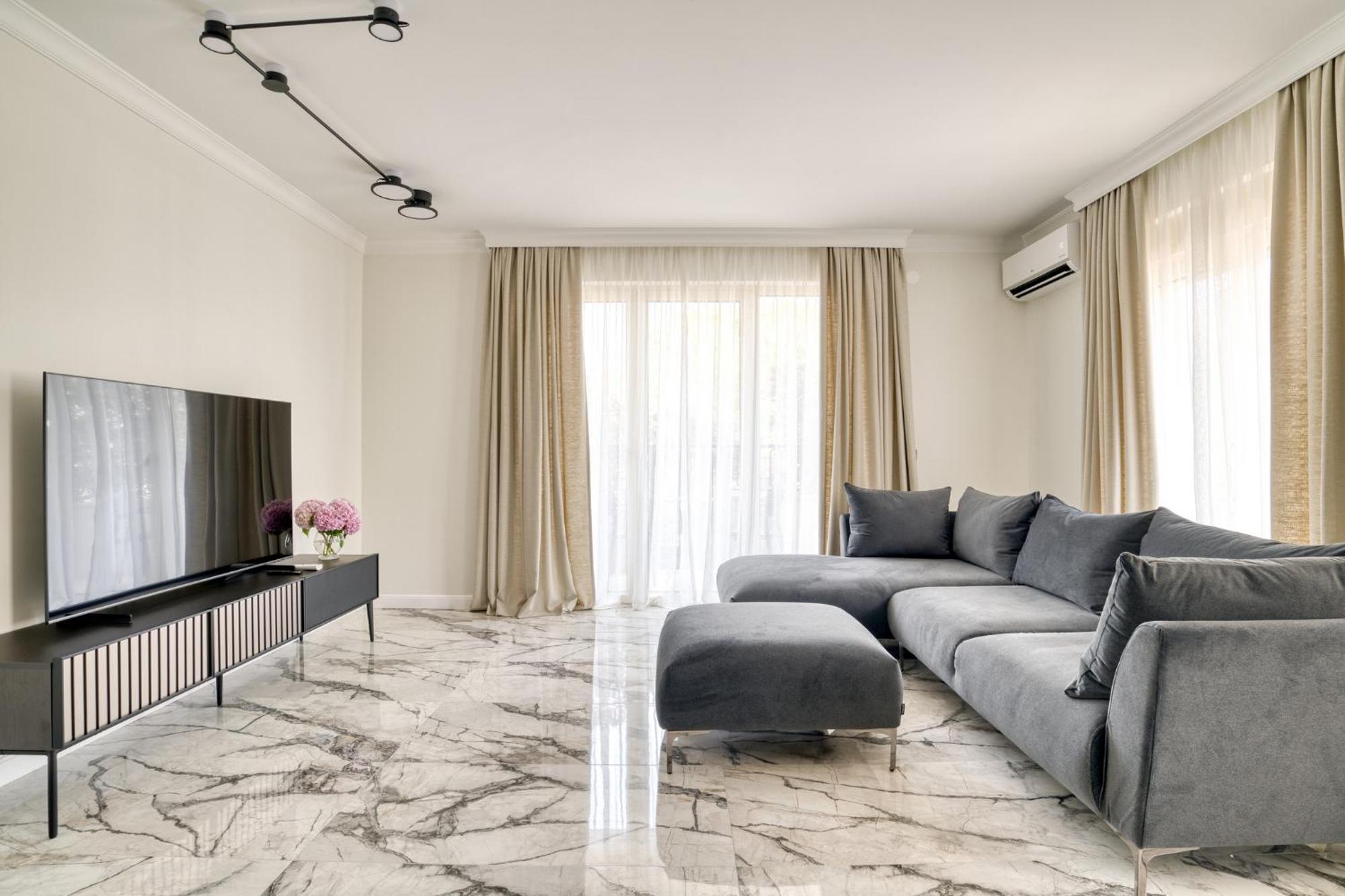 Ap Royal Oak - 2 Bedroom Apartment In Budva Extérieur photo