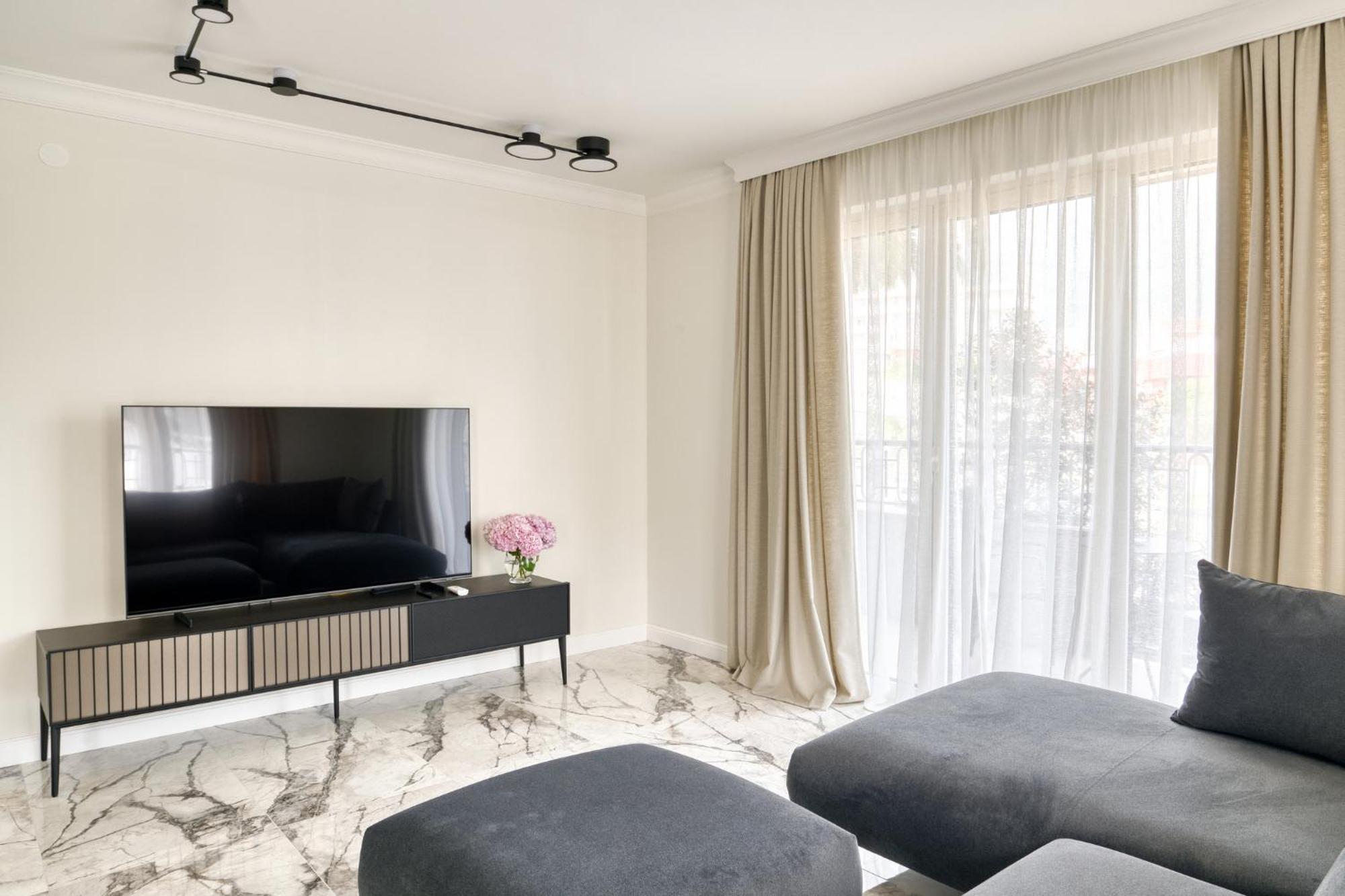 Ap Royal Oak - 2 Bedroom Apartment In Budva Extérieur photo