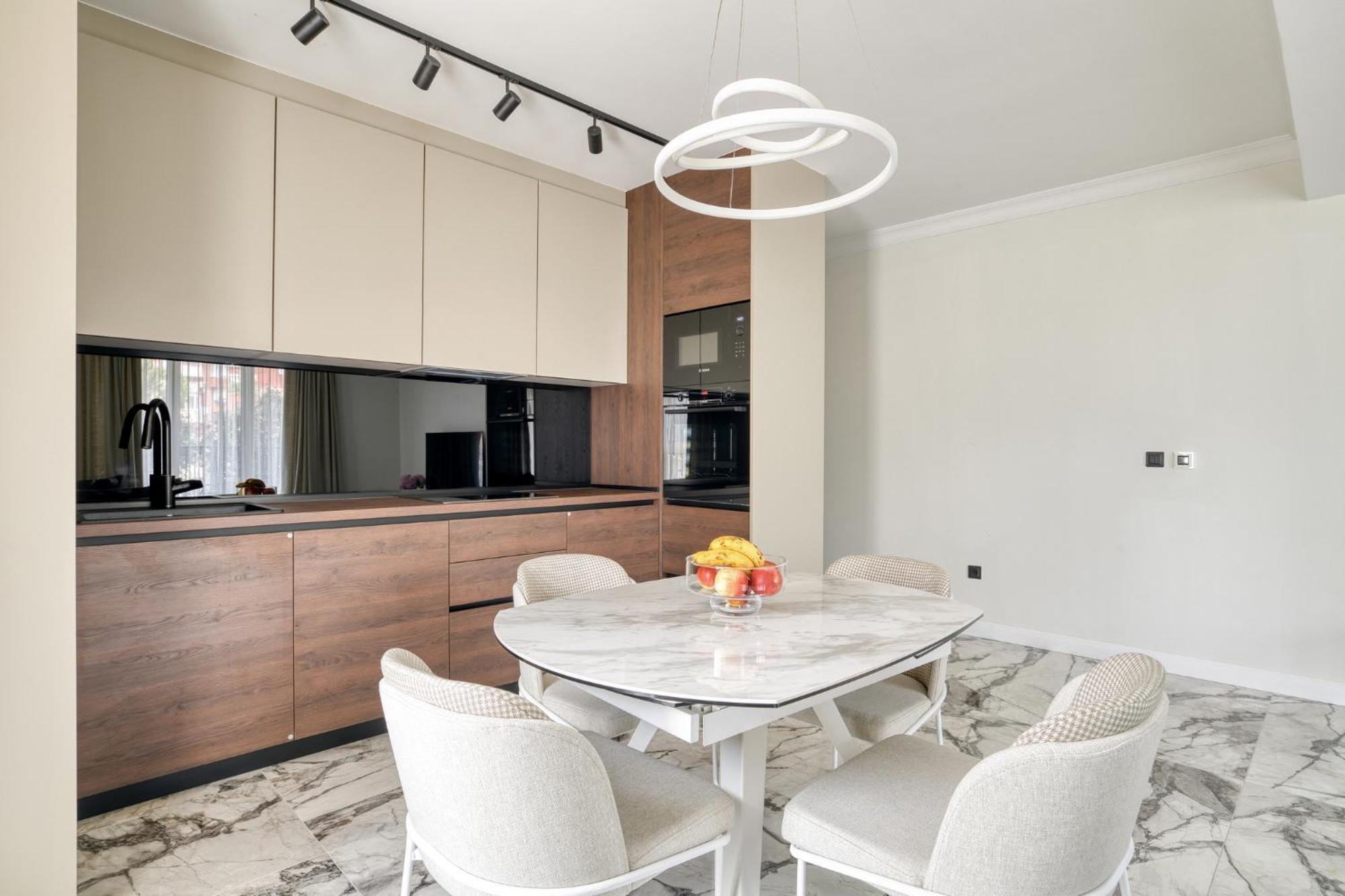 Ap Royal Oak - 2 Bedroom Apartment In Budva Extérieur photo