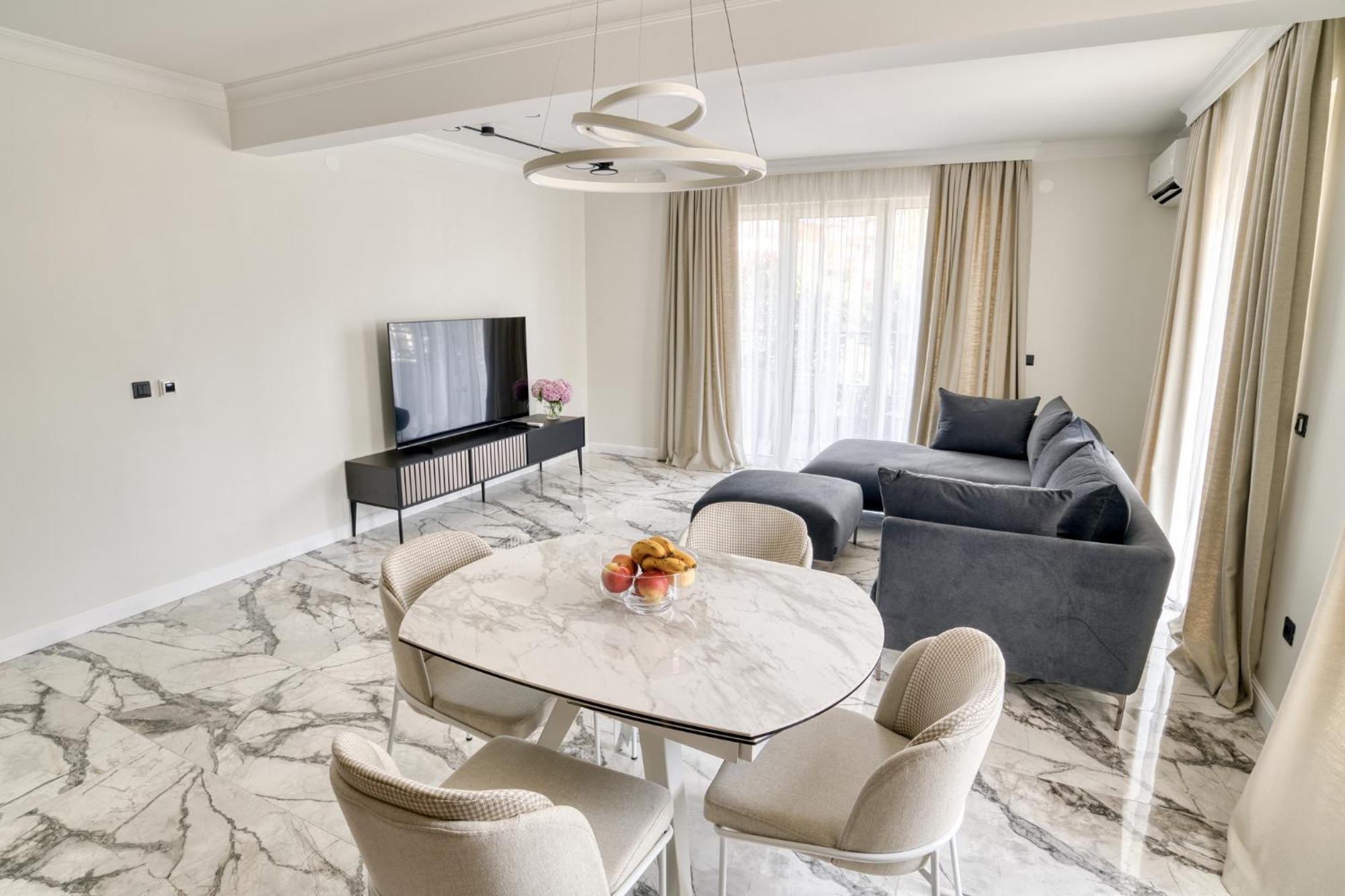 Ap Royal Oak - 2 Bedroom Apartment In Budva Extérieur photo